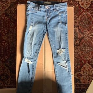 Abercrombie kids blue jeans
